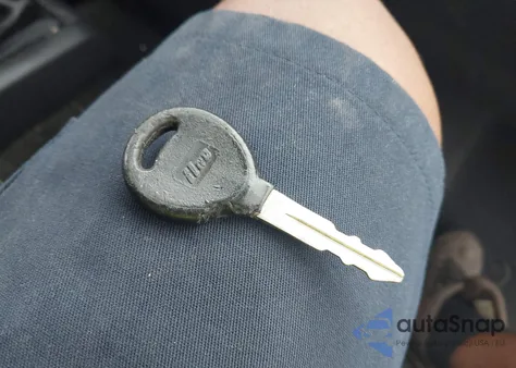 2005 Dodge Ram 1500 St/Slt z USA, uszkodzony, nr VIN 1D7HU18NX5S113808